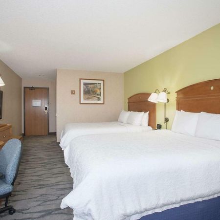 Baymont By Wyndham Thornton Hotel Kültér fotó