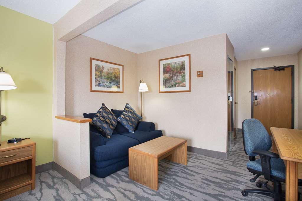 Baymont By Wyndham Thornton Hotel Szoba fotó