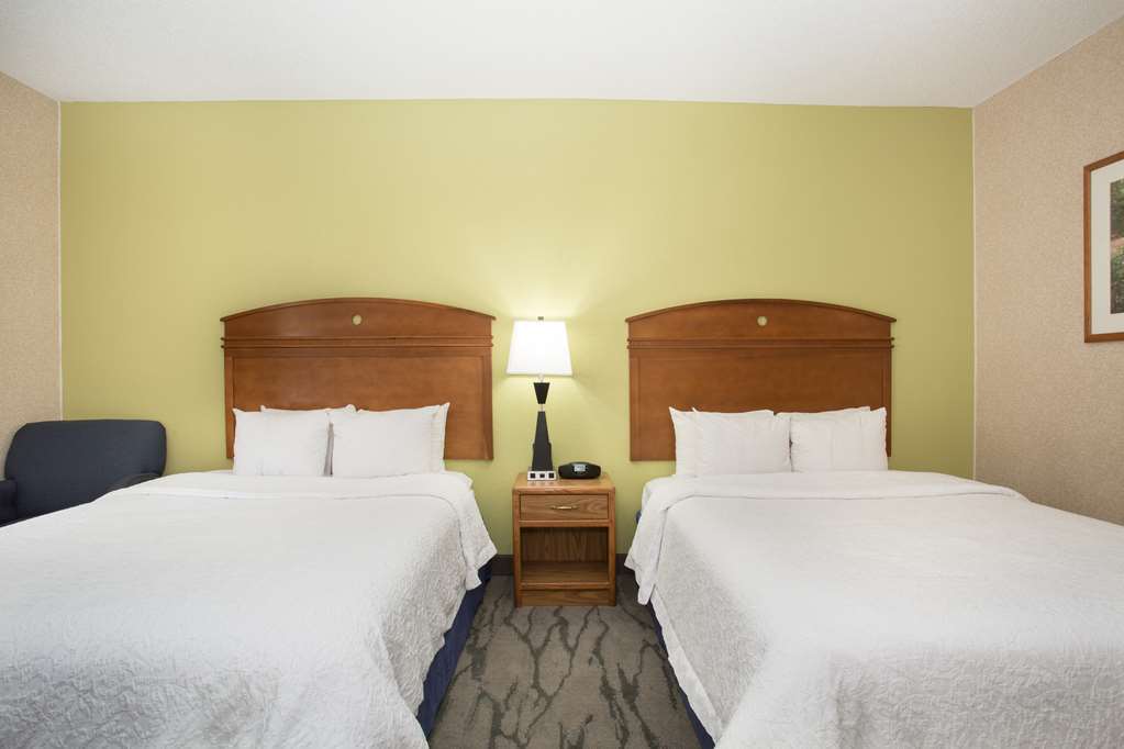 Baymont By Wyndham Thornton Hotel Szoba fotó