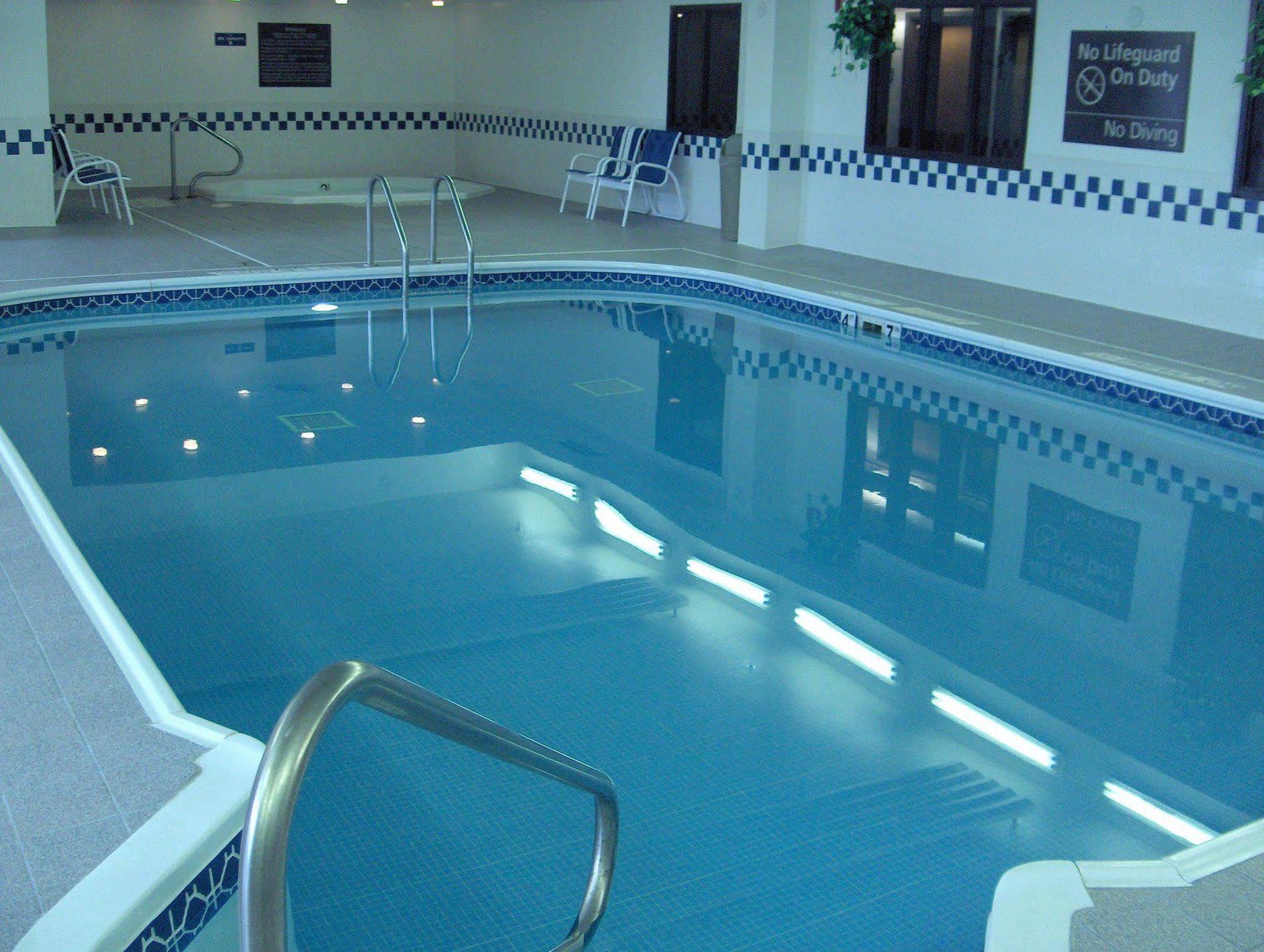 Baymont By Wyndham Thornton Hotel Létesítmények fotó
